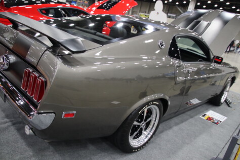 gallery-blue-oval-muscle-flexed-at-the-72nd-annual-detroit-autorama-2025-03-02_19-40-39_522760