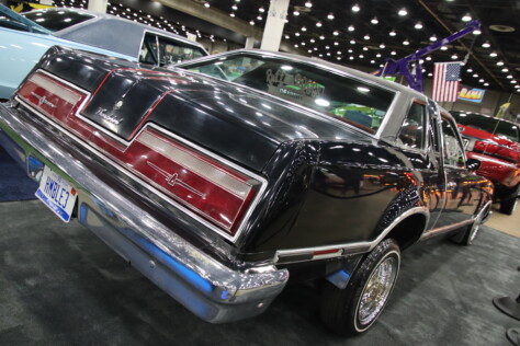 gallery-blue-oval-muscle-flexed-at-the-72nd-annual-detroit-autorama-2025-03-02_19-41-54_197813