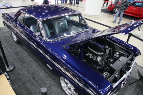 gallery-blue-oval-muscle-flexed-at-the-72nd-annual-detroit-autorama-2025-03-02_19-43-35_486253