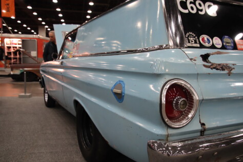 gallery-blue-oval-muscle-flexed-at-the-72nd-annual-detroit-autorama-2025-03-02_19-45-58_211834