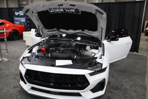 gallery-blue-oval-muscle-flexed-at-the-72nd-annual-detroit-autorama-2025-03-02_19-47-23_050437