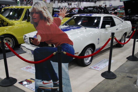 gallery-blue-oval-muscle-flexed-at-the-72nd-annual-detroit-autorama-2025-03-02_19-48-20_069598