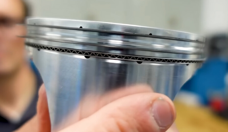 Video: Past Vs. Present — Comparing Piston And Piston Ring Designs
