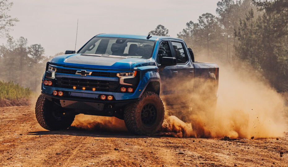 The 2025 Fox Factory Edition Silverado Is A Supercharged Beast