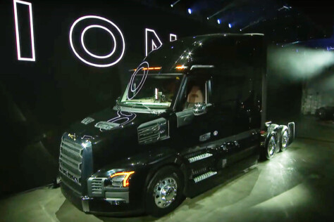 big-rig-debut-mack-pioneer-class-8-tractor-2025-04-09_17-24-17_617522