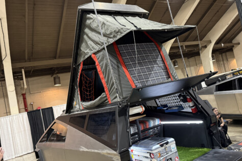 is-teslas-cybertruck-the-next-big-thing-in-overlanding-2025-04-24_09-41-57_504857
