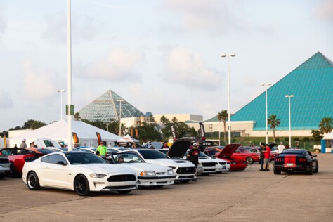 mustang-week-texas-25-friday-night-meet-up-2025-04-30_08-05-13_417120