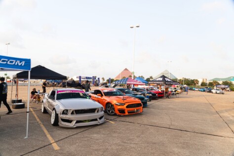 mustang-week-texas-25-friday-night-meet-up-2025-04-30_08-05-20_481271