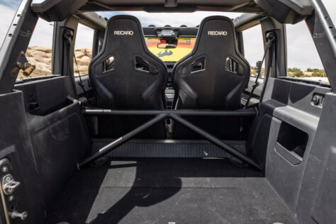 rtr-vehicles-unveils-the-first-sixth-generation-7-3-liter-v8-bronco-2025-04-22_14-08-55_311053