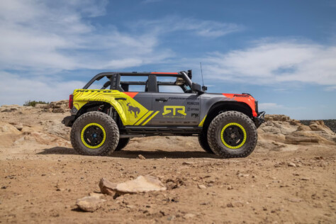 rtr-vehicles-unveils-the-first-sixth-generation-7-3-liter-v8-bronco-2025-04-22_14-09-20_169429