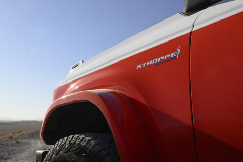 sticker-shock-the-cheapest-2025-ford-bronco-v6-two-door-is-77530-2025-04-04_14-03-54_259717