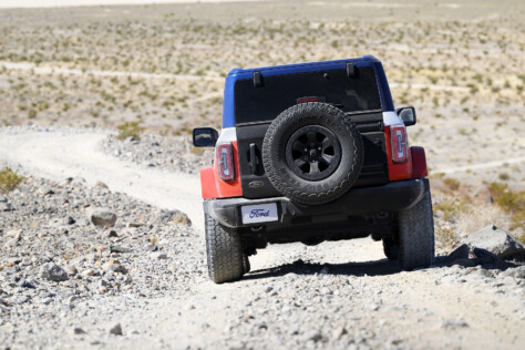 the-cheapest-2025-ford-bronco-v6-two-door-is-77530-2025-04-04_14-02-47_693629