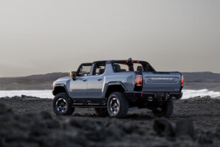 2026 GMC Hummer EV: Hardcore Off-Road Power, Now With King Crab Mode