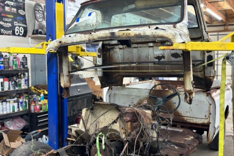 cotton-a-1971-c10-sitting-on-a-fifth-gen-camaro-chassis-2025-05-13_09-59-44_485356