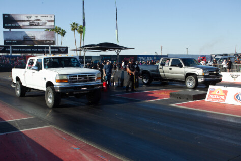 diesels-in-the-desert-nhrda-2025-season-opener-blazes-into-arizona-2025-05-08_13-38-51_437689