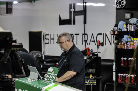 How It's Done: Preparing A Top Fuel Dragster For A 300 MPH Run