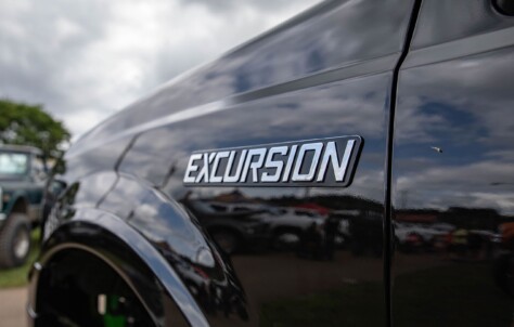 is-the-diesel-ford-excursion-making-a-comeback-20-years-later-2025-05-07_12-31-23_565117