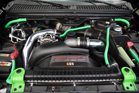 is-the-diesel-ford-excursion-making-a-comeback-20-years-later-2025-05-07_12-31-36_039035