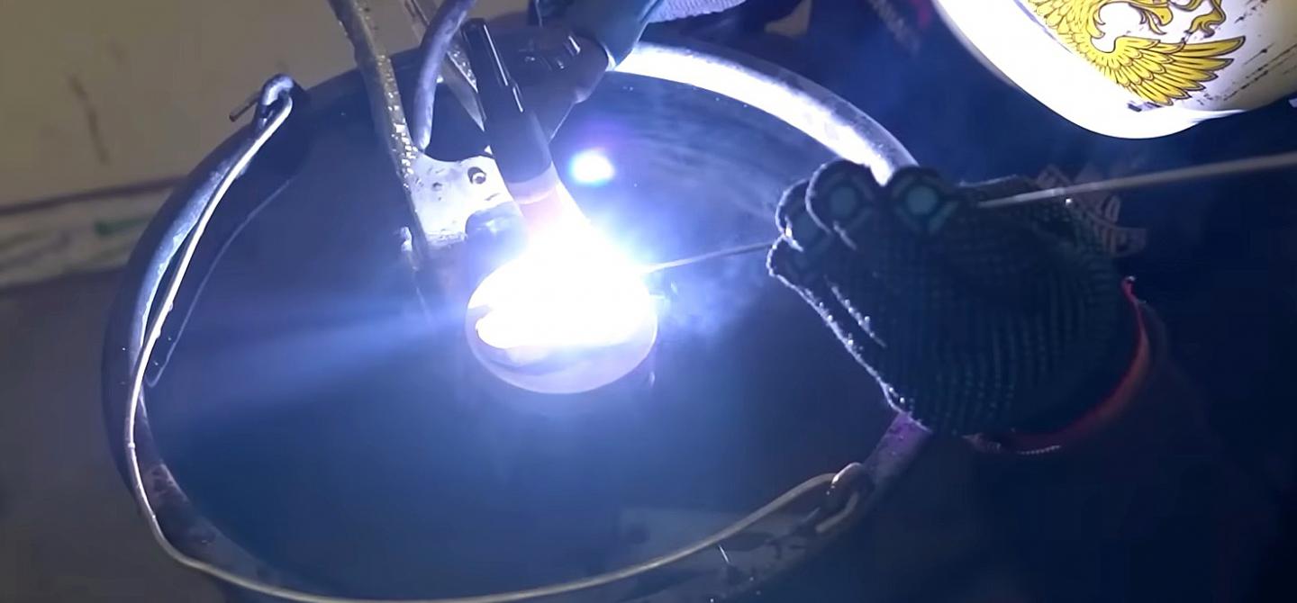 Running Ridiculous Compression In A Gas Engine, And The Results