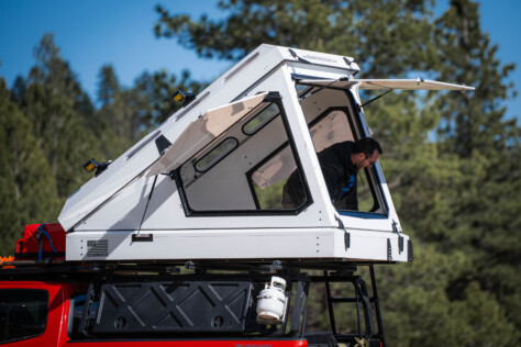 meet-mammoth-overlands-new-skl-a-rooftop-camper-revolution-2025-05-16_12-06-19_375213