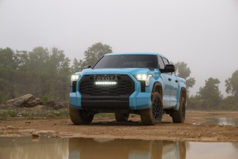 meet-wave-maker-the-bold-new-color-for-2026-toyota-trd-pro-trucks-2025-05-17_09-00-59_269983