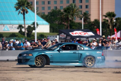 mustang-week-texas-25-car-show-2025-05-05_13-03-55_685316