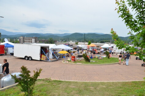the-f100-grand-nationals-draws-over-1000-trucks-to-tennessee-2025-05-26_12-17-50_682002