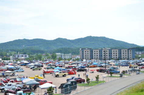 the-f100-grand-nationals-draws-over-1000-trucks-to-tennessee-2025-05-26_12-47-35_864395