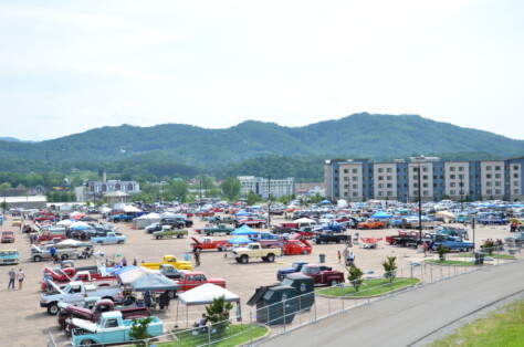 the-f100-grand-nationals-draws-over-1000-trucks-to-tennessee-2025-05-26_12-47-57_618991
