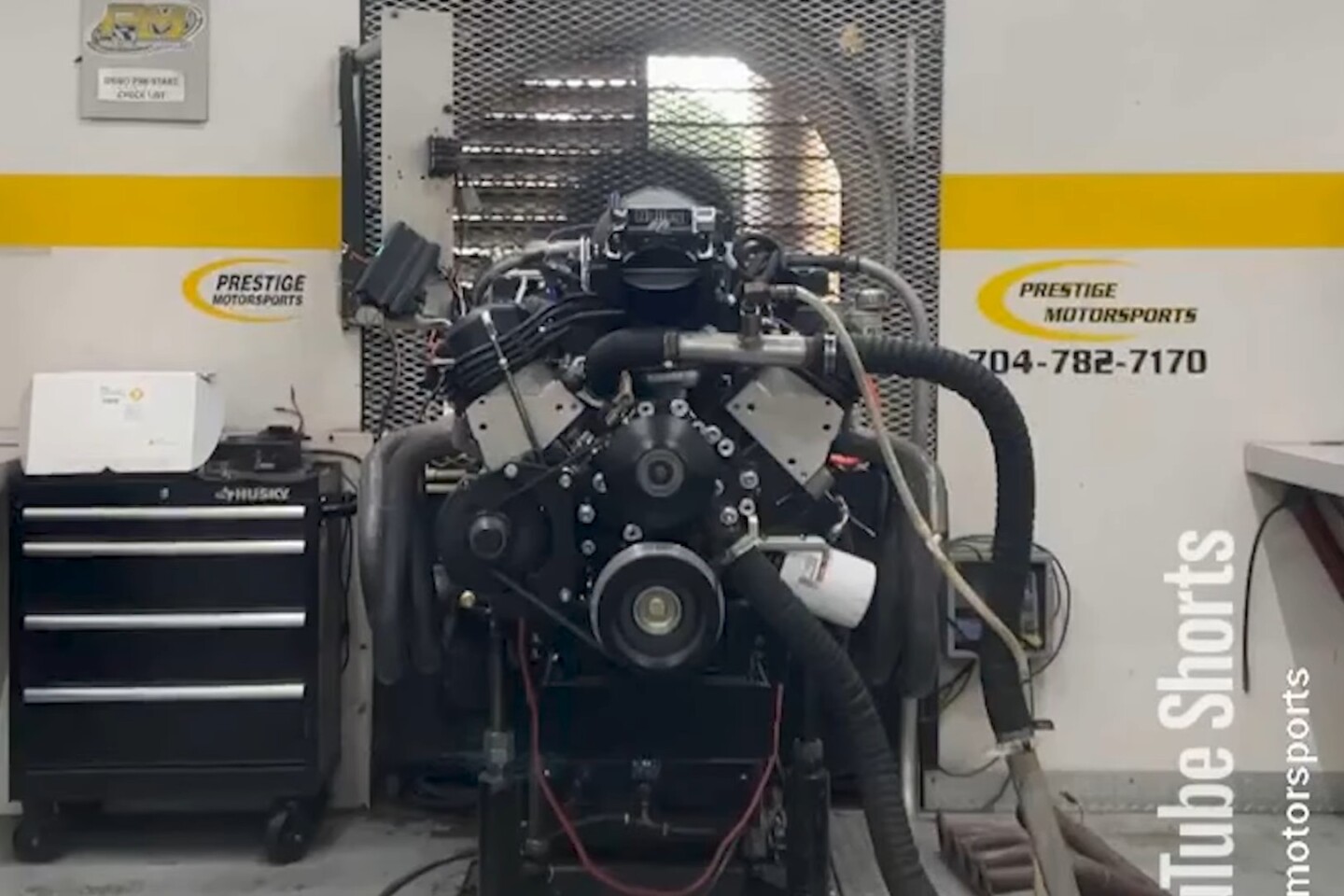 Dyno testing a all-black 427-cubic-inch Windsor small-block