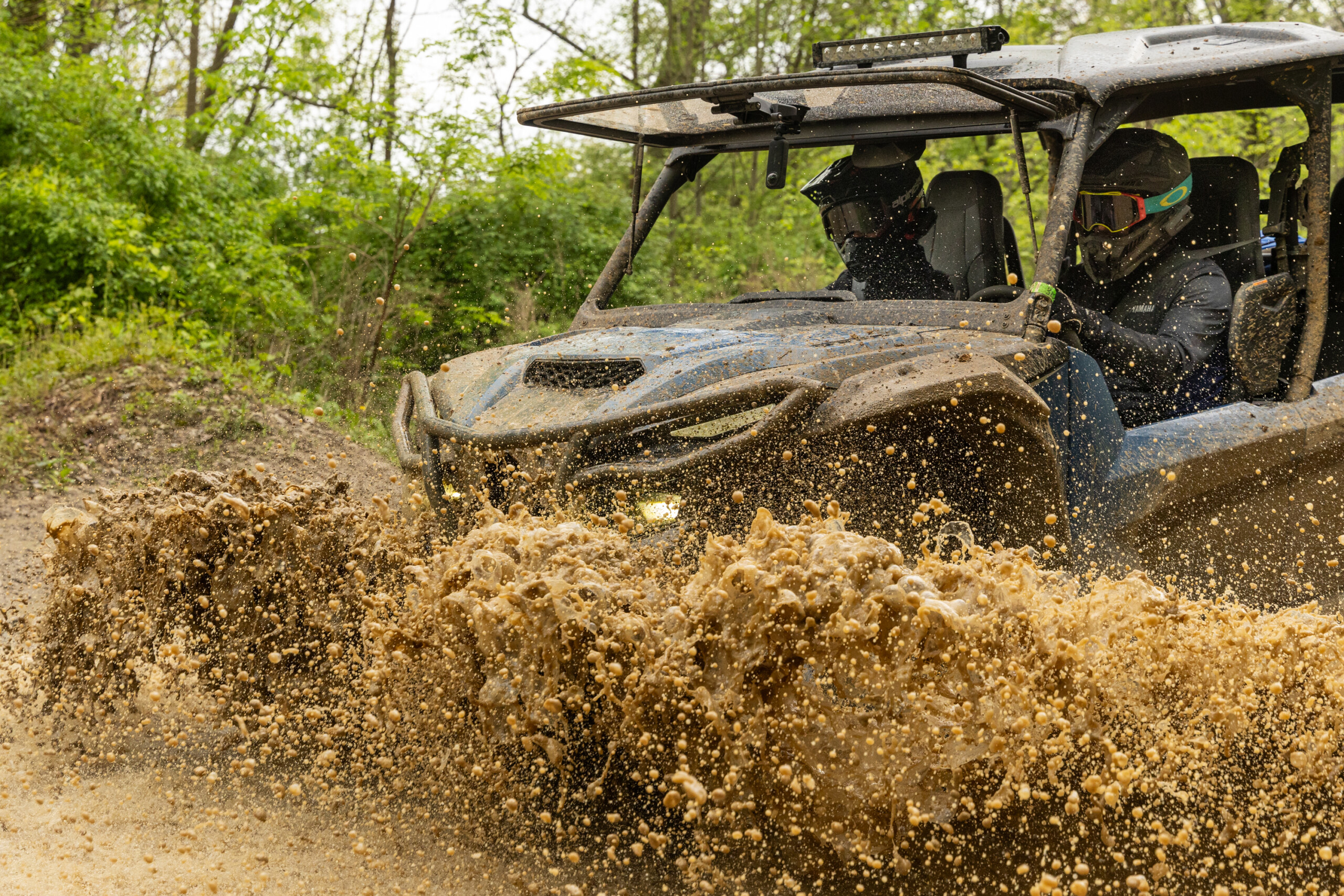 Cardo Systems Unveils Waterproof Mic Built for All-Weather Riding