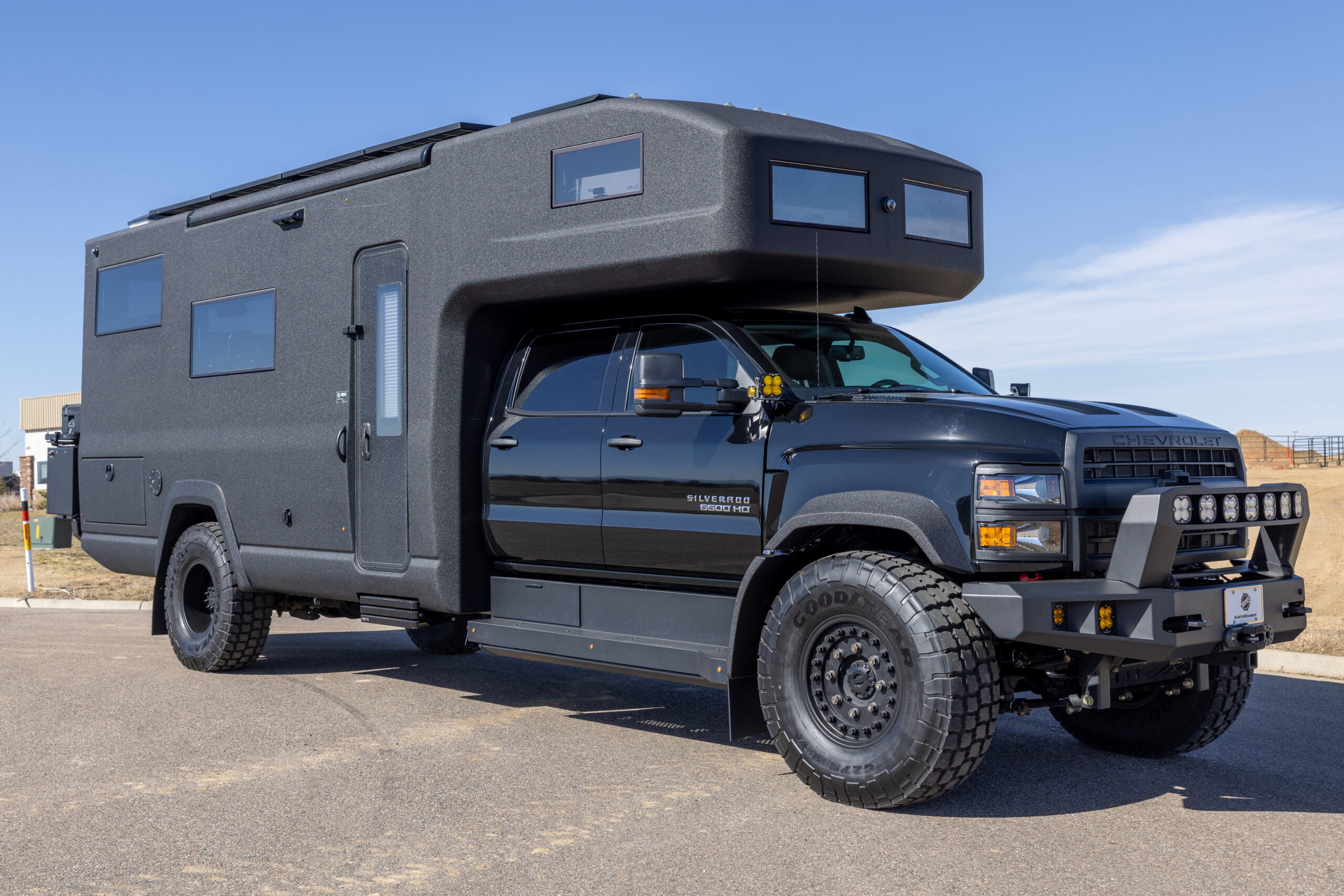 Inside The EarthRoamer SX-005: A Seven-Figure Mobile Fortress