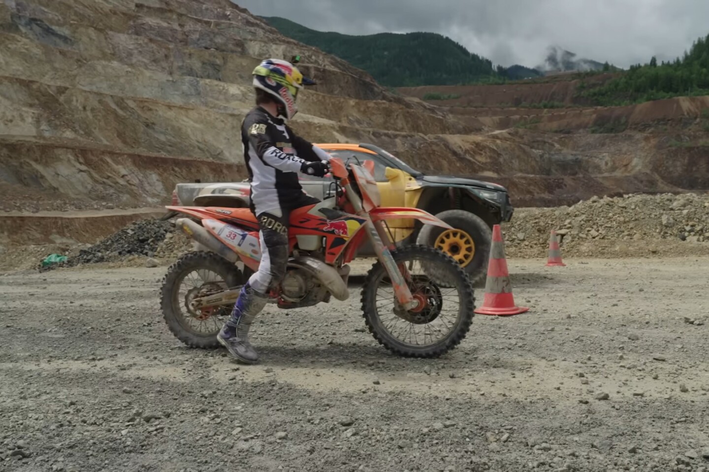2-wheel vs 4-wheel