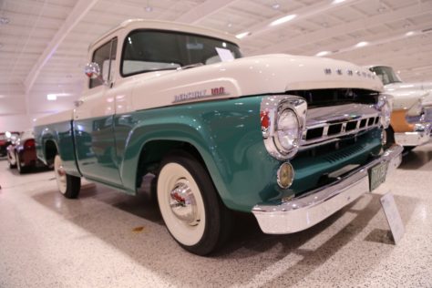 American-Muscle-Car-Museum-Tour-0261959-Mercury-M100