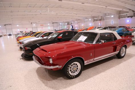 American-Muscle-Car-Museum-Tour-7901968-GT500