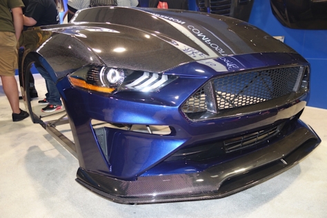 sema-2017-anderson-composites-debuts-2018-mustang-components-0001