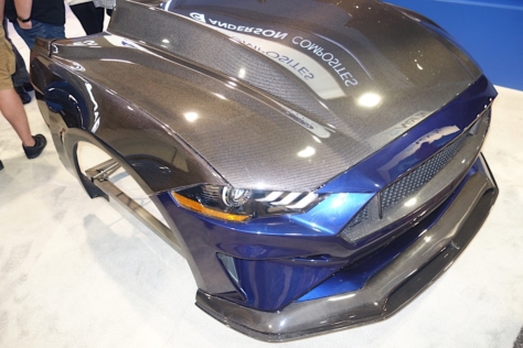 sema-2017-anderson-composites-debuts-2018-mustang-components-0002