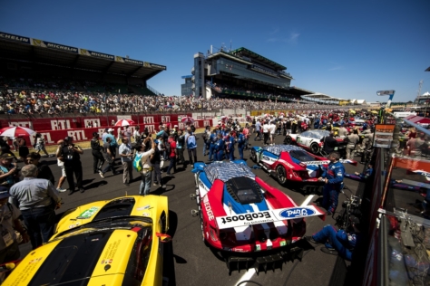 7654dgFord-GT-Finishes-P2-At-Le-Mans-2017-34560074113o