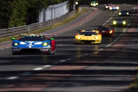 7887dgFord-GT-Finishes-P2-At-Le-Mans-2017-35370832095o