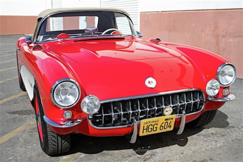 Jenna-edited-1957-Corvette13