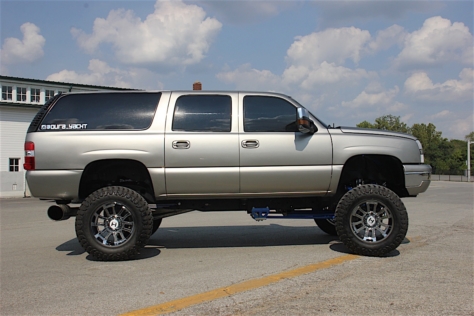 subbing-out-jordon-voleks-2003-chevy-suburban-aka-dura_yacht-0032