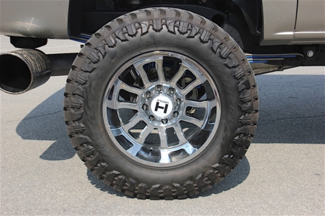subbing-out-jordon-voleks-2003-chevy-suburban-aka-dura_yacht-0034