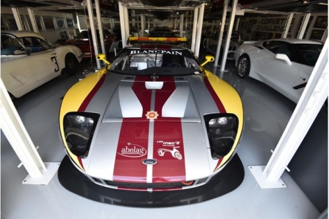 just-in-time-for-christmas-rare-ford-gt1-goes-up-for-sale-0019
