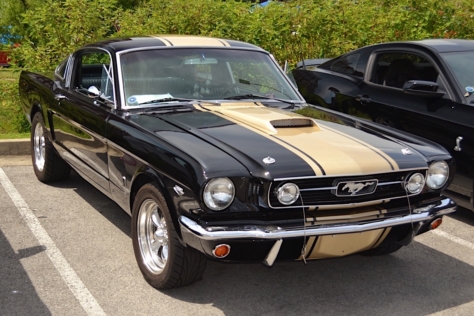 Mustang-Alley-4GR