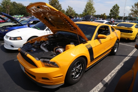 massive-meet-n-greet-kicks-off-mustang-week-2017-in-style-0017