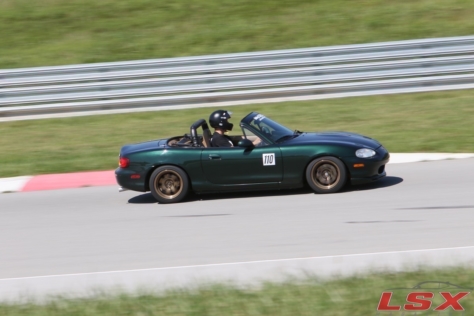 holley-ls-fest-2017-highlights-our-favorite-ls-swaps-0067