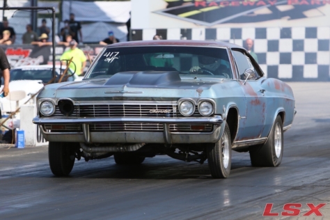 holley-ls-fest-2017-highlights-our-favorite-ls-swaps-0087
